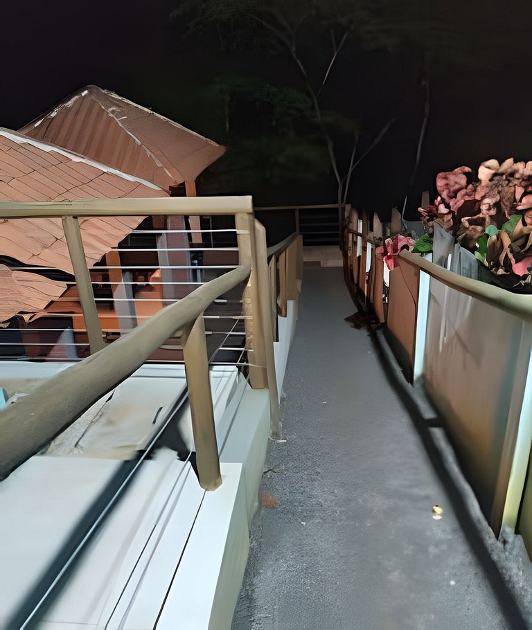 Forest View Refuge x Pool