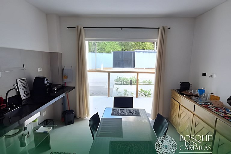 Ground Floor Flat with Private Garden